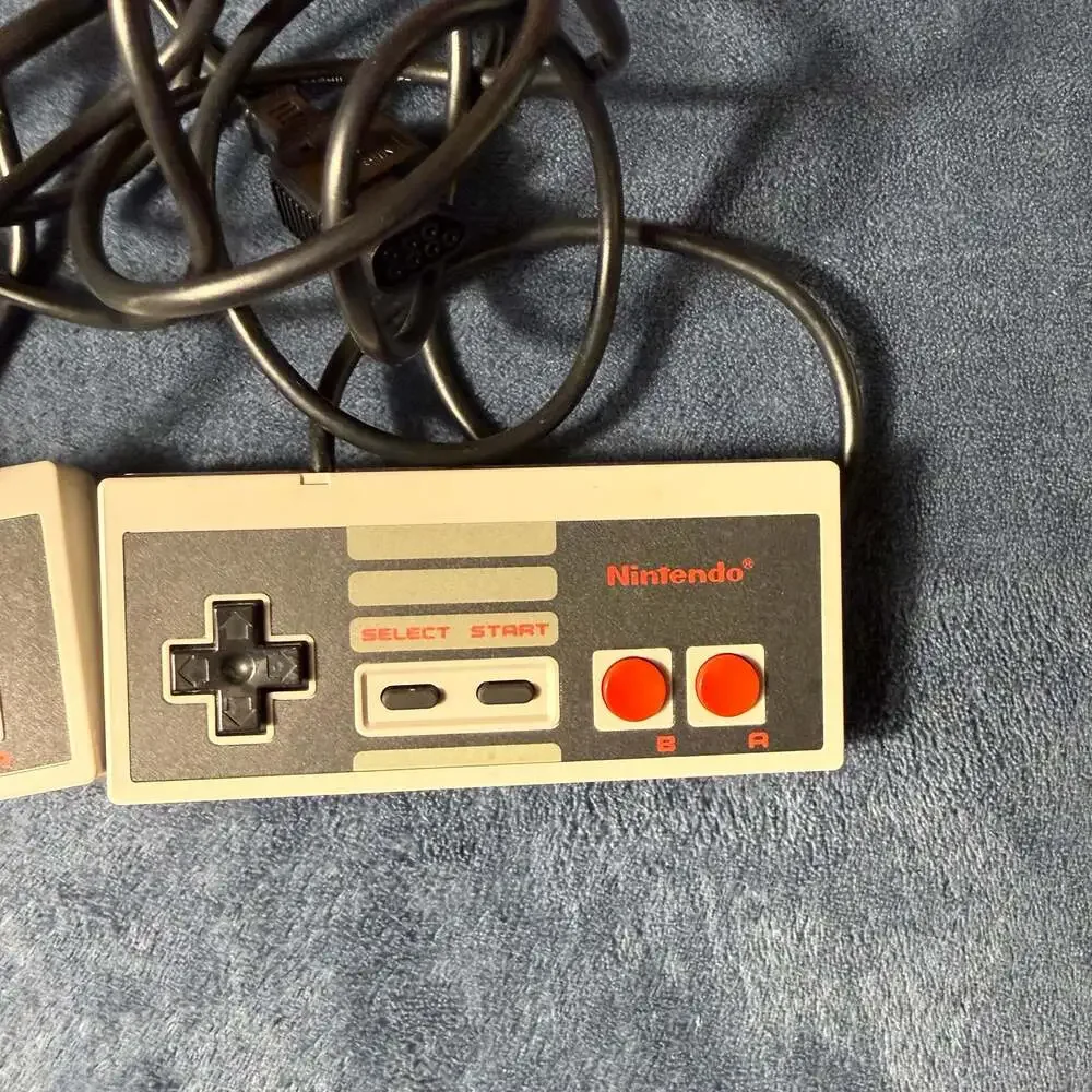 Nintendo NES controllers Original